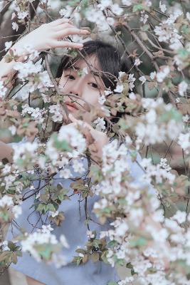 校花的贴身高手最新章节